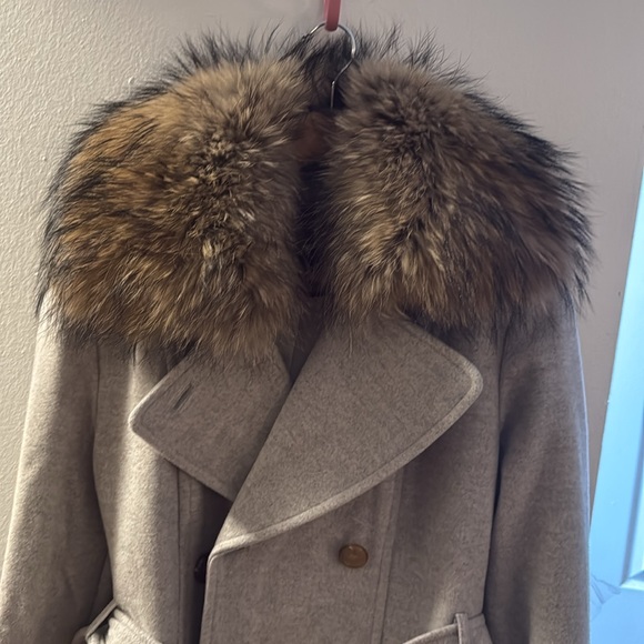 Andrew Marc coat with detachable genuine fur collar. New without tags! - Picture 3 of 11